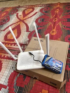 Tenda dual band Ac1200 xpon ont fiber router complete box.