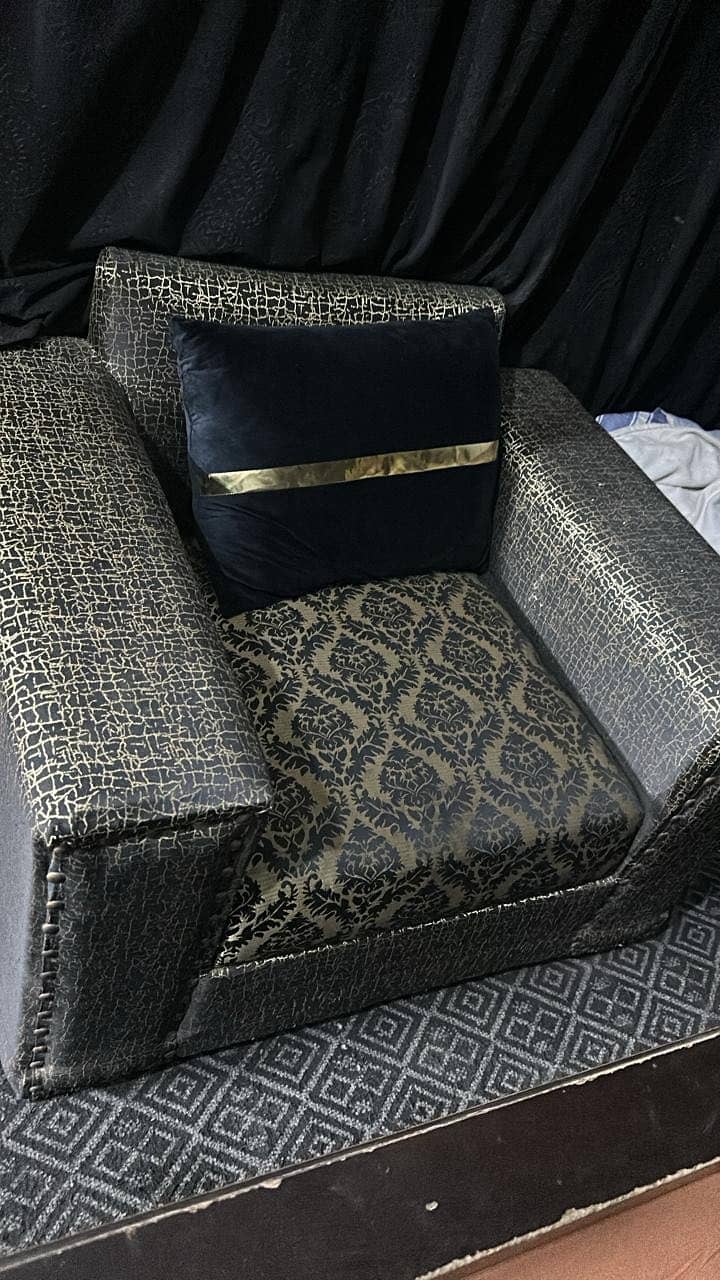 3 2 1 sofa set with centre table 0318 0415685 3