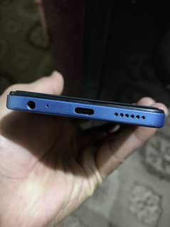 tecno sprak 10 8 / 128  )  03015235691