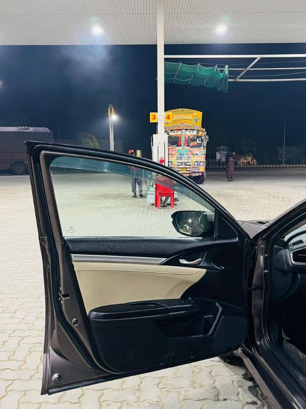 Honda Civic 2019 Model 7