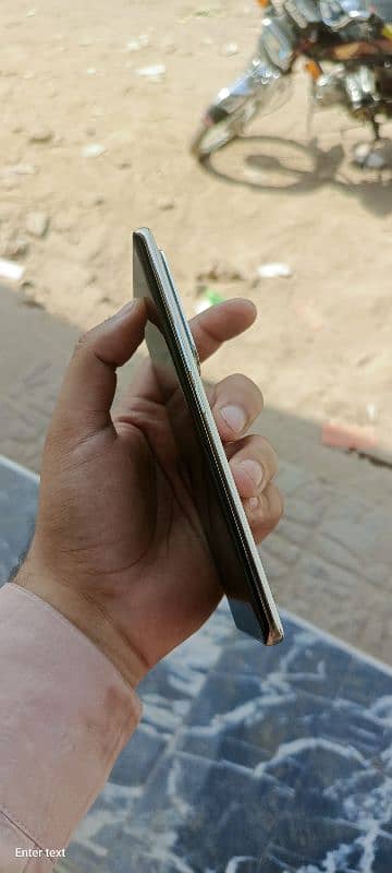 infinix zero 304g with box and charger 1