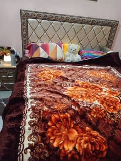 King Size Strong Heavy Wood Bed With 2 Side Table Free