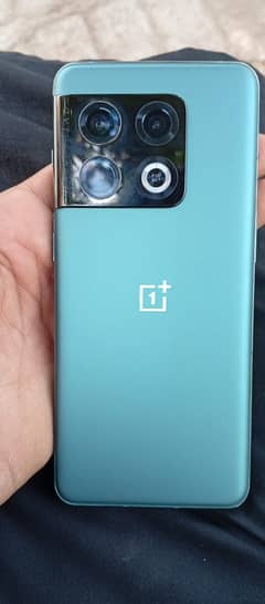 One Plus 10 Pro