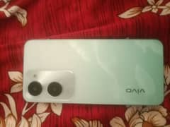 vivo y18 4+4/128 within warranty and full box exchange possible