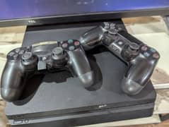 PS 4 SLIM