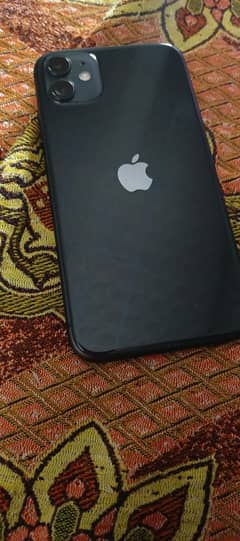 I phone 11 64GB jv black couler