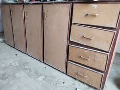 ایک عدد کچن باکس استعمال میں برائے فروخت
