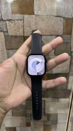 Apple Watch Series 10 46mm in 8 months warranty