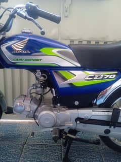 Honda CD 70 2025
