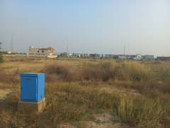 8 MARLA PLOT AVAILABLE FOR SALE ON GOOD LOCATION 1A-266