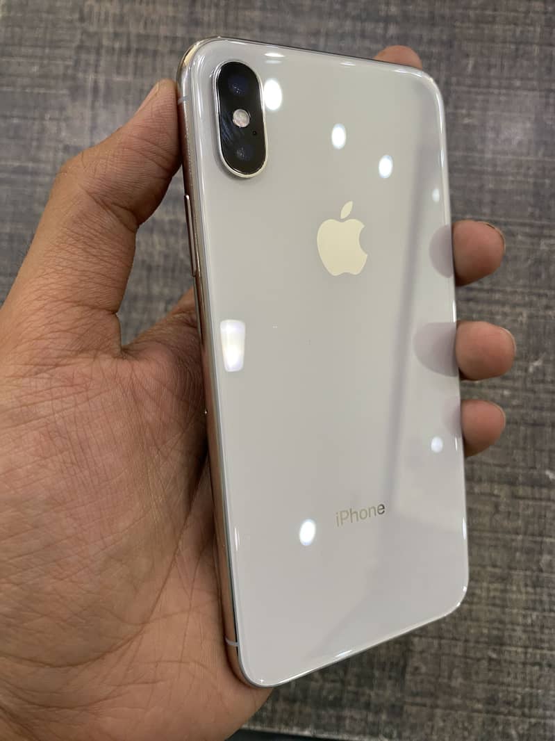 Iphone x 256 pta read add 12