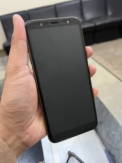 Samsung A6plus 8/10 urgent sale!