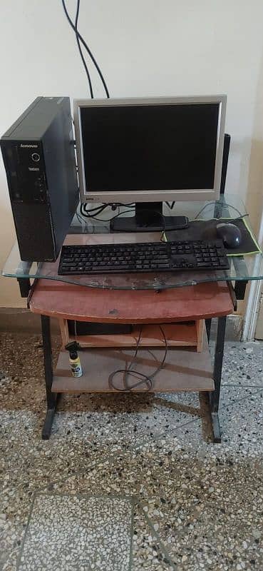 Core i5 4th generation Full Computer with Speakers and trolley 3