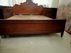 Pure wood queen size double bed for sale