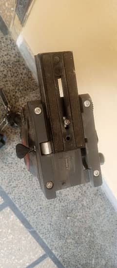 10 by 10 tripod made in italy