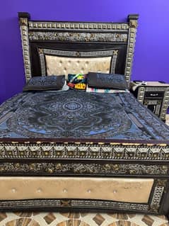 Bed Set Complete without Mattress