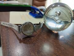 Lady  Watch  Beautiful