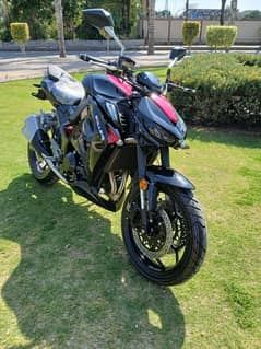 Kawasaki Z1000