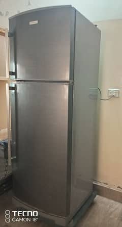 Fridge Electrolux full in size