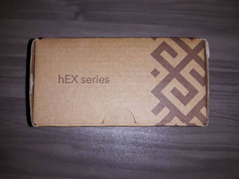 Mikrotik hEX RB750Gr3 5-port Ethernet Gigabit Router 2