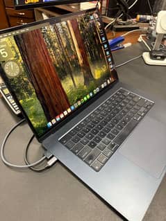 MacBook Air M2 - 15” screen - Midnight Black - 8/256 GB-