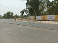 2 Kanal Commercial Building available for rent Main Comprehensive School chowk Near Ideal Bakery Sahiwal.