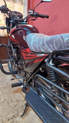 SUZUKI GR 150 FULLY LOADED BRAND NEW CONDITION