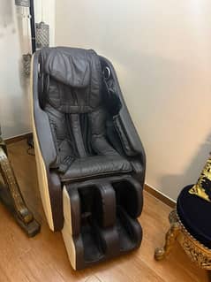 Jc Buckland Massage machine and zero trademill