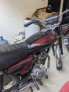 2012 model Honda shokeen logo k liya