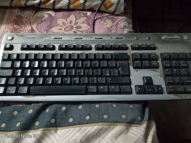 Window 10 Pro PC with keyboard, Bluetooth and WiFi chips 1