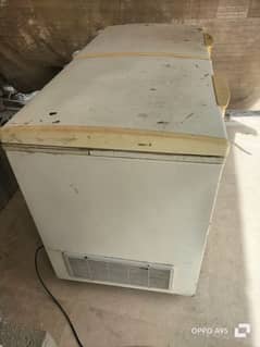 Deep freezer