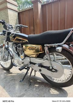 Honda 125 golden edition