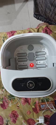 Electronic pedicure tub