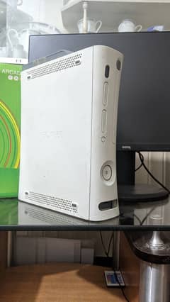 Xbox 360 Jtag With box and games
