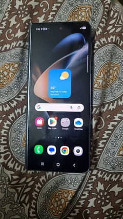 Samsung Fold 4 12/256 full Sim time