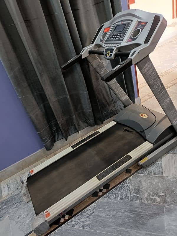 Treadmills || Joggiing Machines || Running Machines || walking machine 3