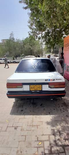 Nissan Sunny 1986
