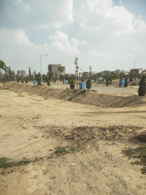 near to plot number 405 A 8