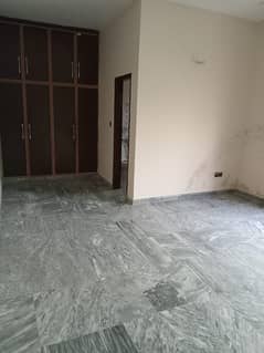 10 MARLA UPPER PORTION FOR RENT