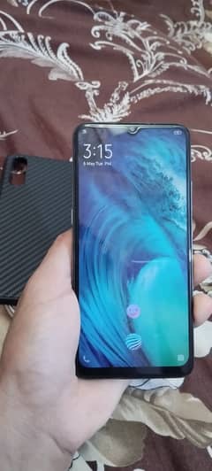 Vivo S1 . . 8GB /  256  Non PTA All ok price 14000