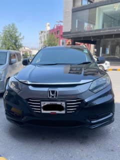Honda Vezel 2014 model 2018 import, best condition