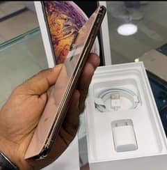 iPhone XS Max 256/gb with box My WhatsApp number 0326/7720513