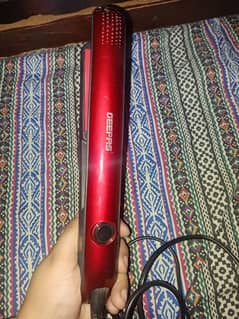 Hair straightener
