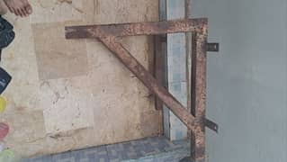 UPS battery stand original condition mein no colour