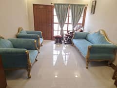 Excellent condition Chiniooti sofay  sheeshm wood use