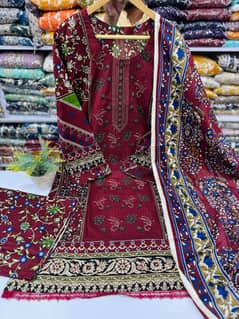 Emberiodery 3 PC lawn suits/stitch suits