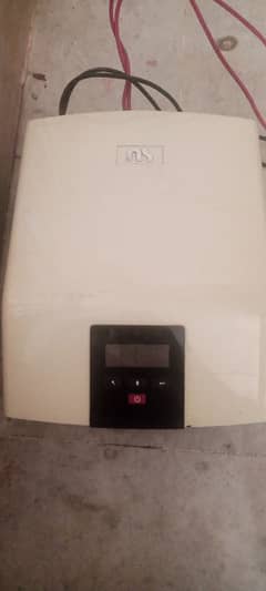 ups for sale 2 bettreies and Soler