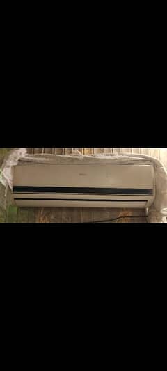 haire 1 ton non inverter ac