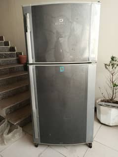 DAWLANCE REFRIGERATOR 090567