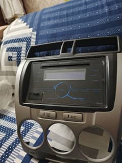 HONDA CITY GENUINE STEREO WITH ACCESSORIES LIKE REMOTE, CABLE